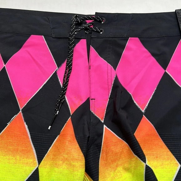 Billabong Sundays Airlite BoardShorts Neon Colors Size 36 NWT - Picture 5 of 11